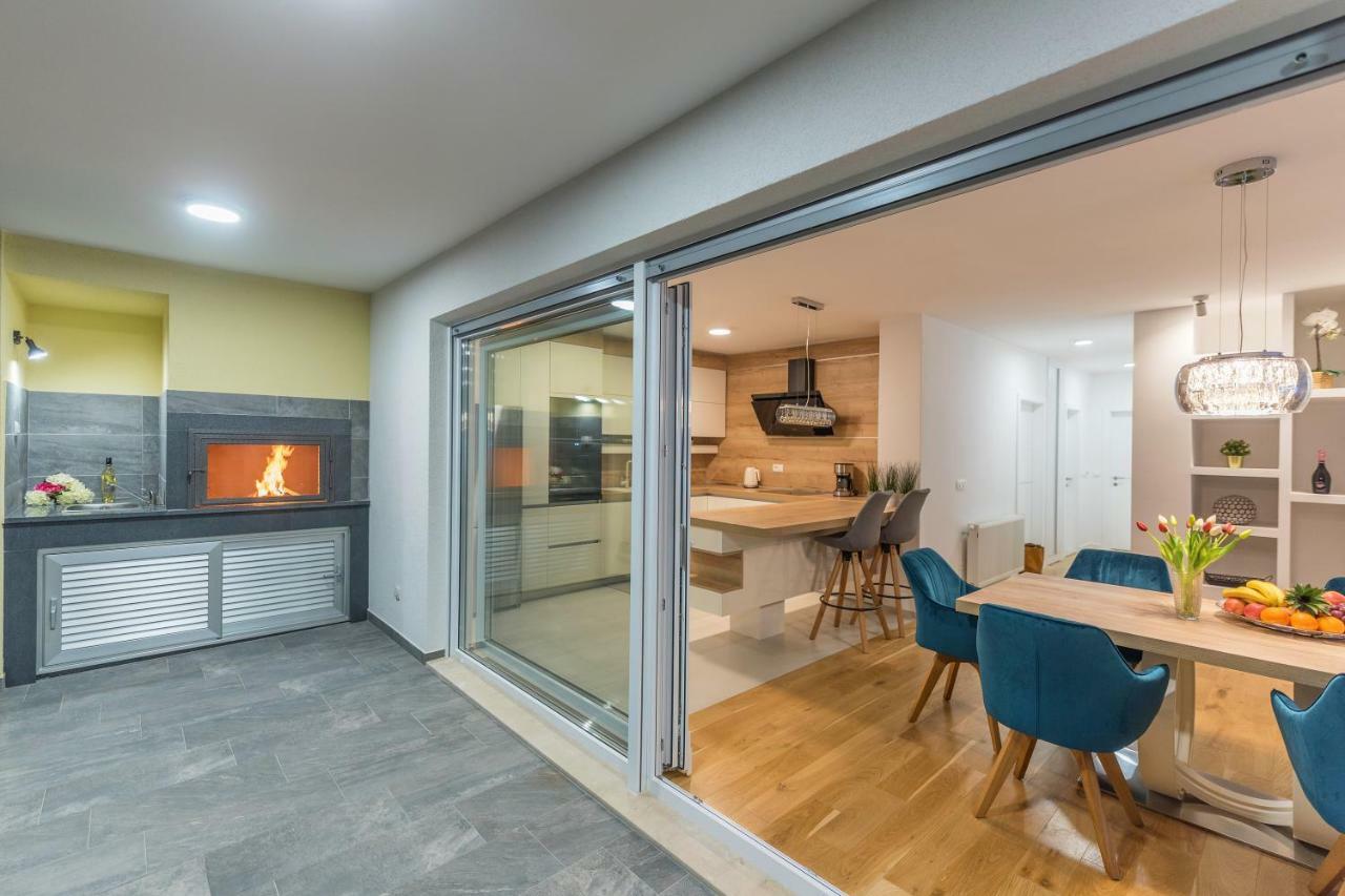 Penthouse Nikola Apartment Makarska Exterior photo