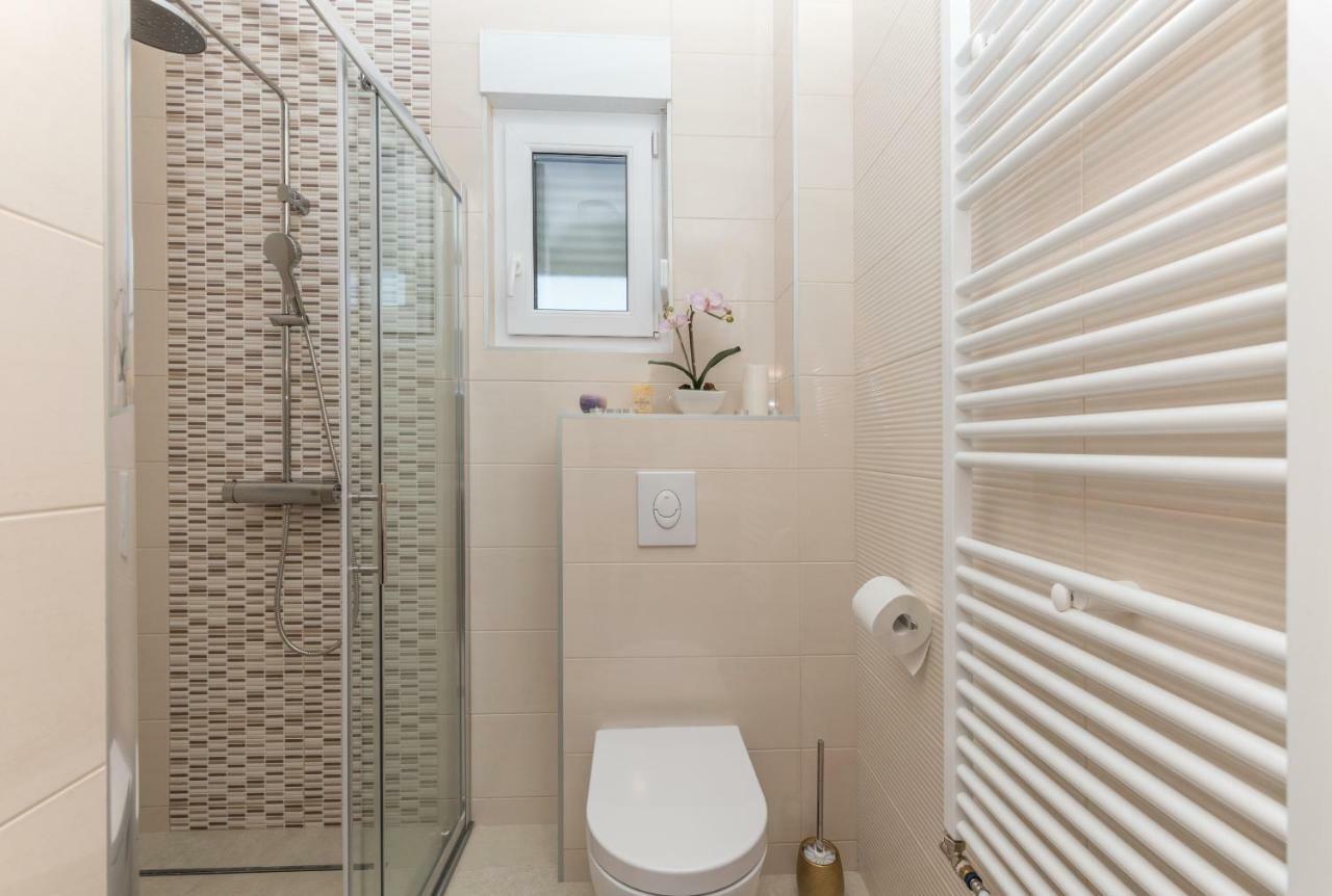 Penthouse Nikola Apartment Makarska Exterior photo